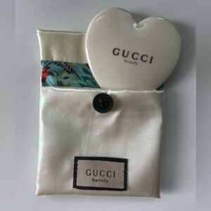 Gucci Beauty Heart Mirror